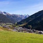 Valluga 4* Sankt Anton am Arlberg