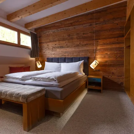 Valluga Hotel 4*