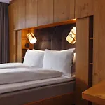 Hotel Valluga